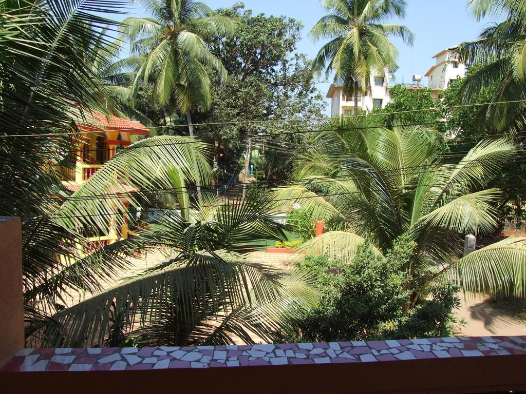 Empire Guest House كالانغيُت المظهر الخارجي الصورة